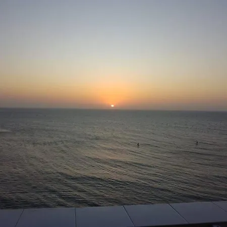 Apartamento Con Vista Al Mar En De Indias Apartamento *